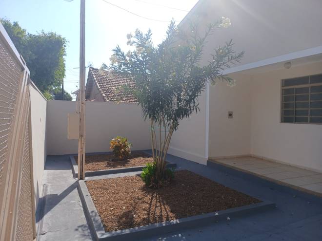 Av. Senador Pizza, 198