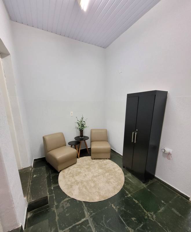 Rua: Tiradentes, 565